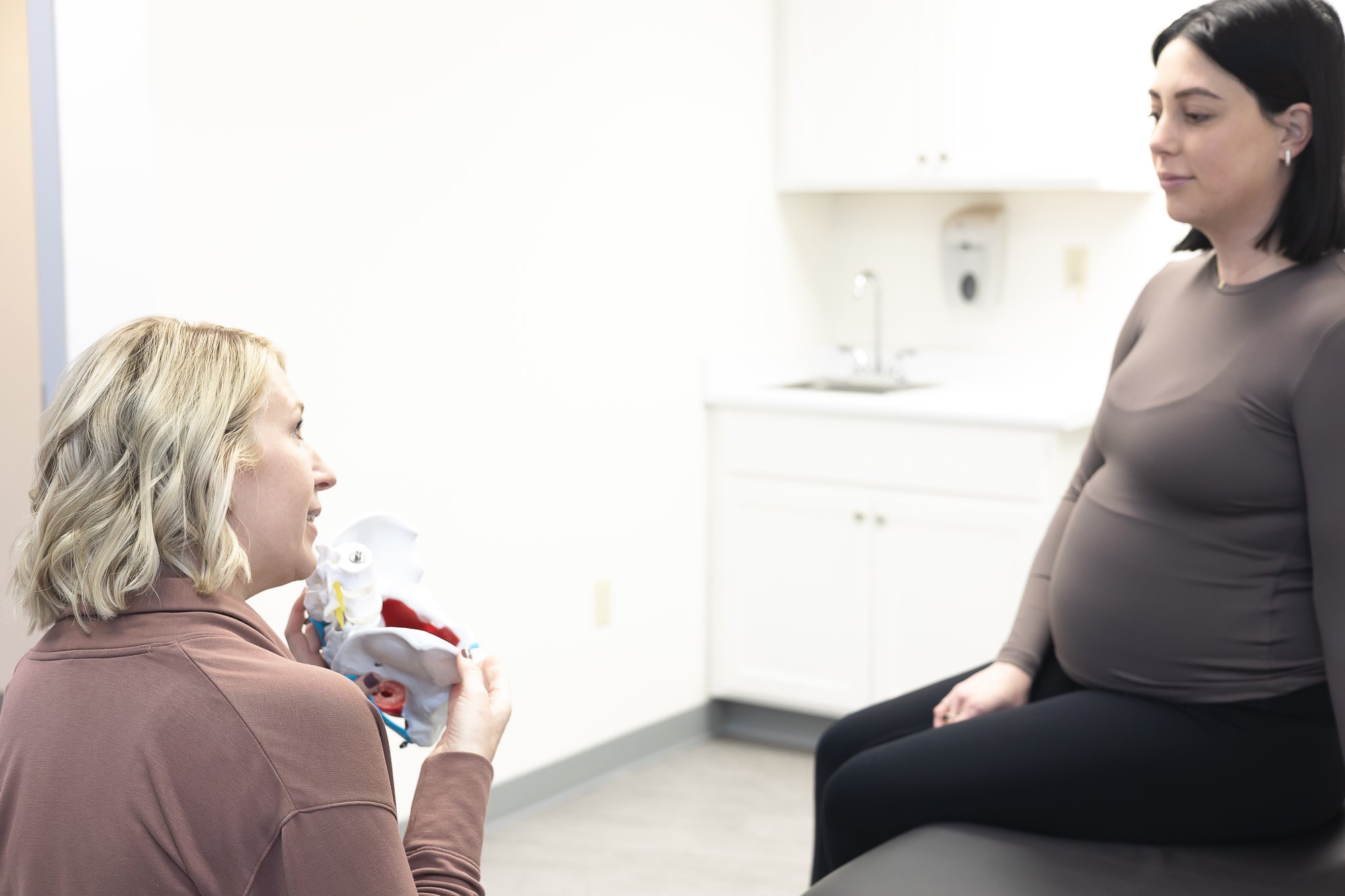 pelvic-floor-therapy-pregnancy-hamilton-ma